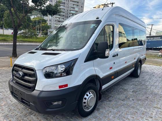 FORD TRANSIT 2.0 ECOBLUE DIESEL MINIBUS 17+1 460E AUTOMÁTICO